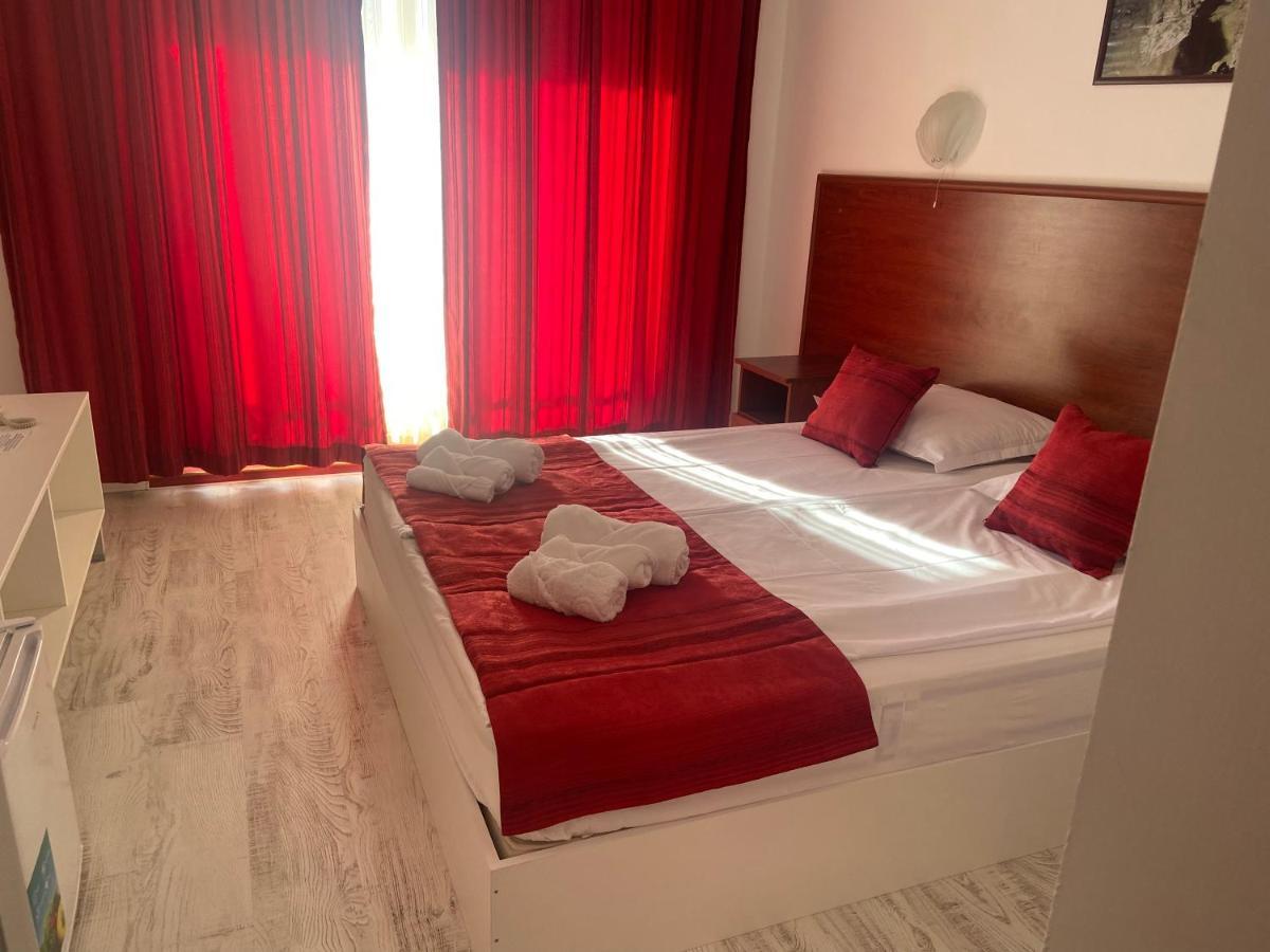 Ribarska Sreshta Family Hotel 사레보 외부 사진